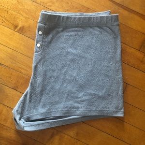 American Eagle Grey Button Sleep Short